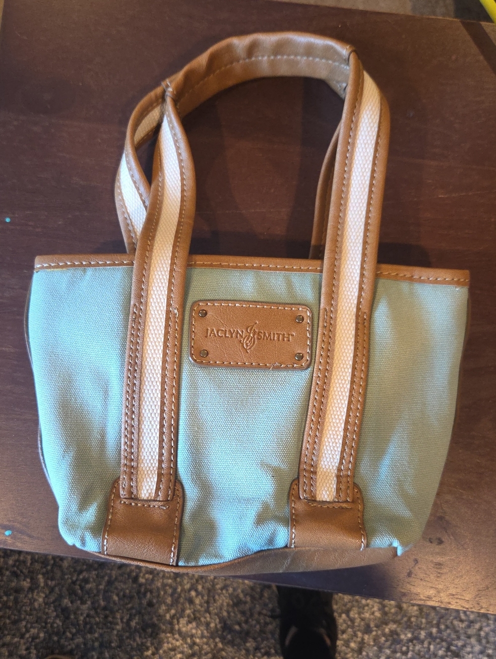 Jaclyn Smith Mini Yote Bag